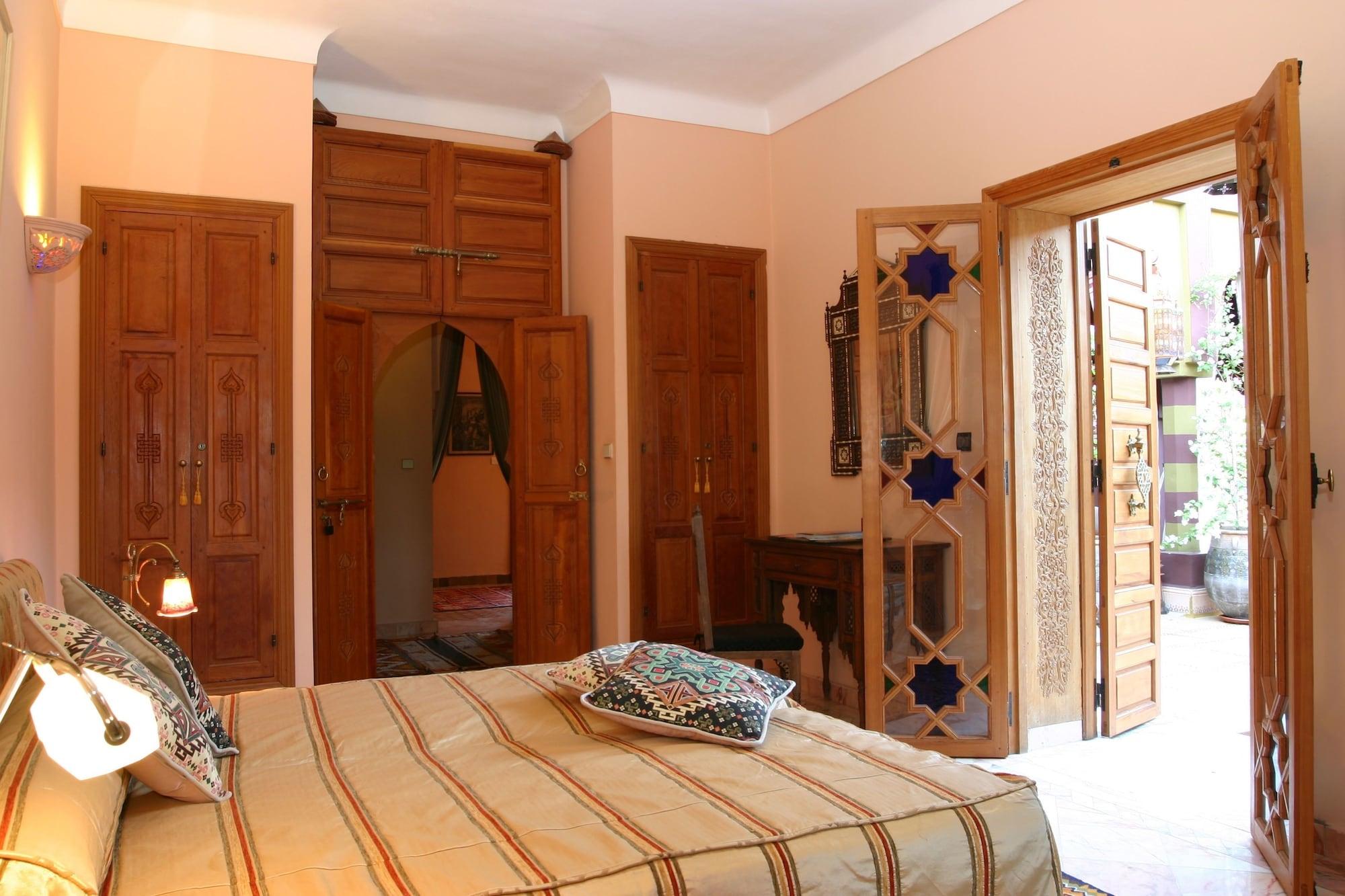 Dar Ayniwen Garden Hotel & Bird Zoo Marakeş Dış mekan fotoğraf
