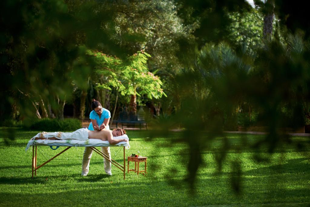 Dar Ayniwen Garden Hotel & Bird Zoo Marakeş Dış mekan fotoğraf